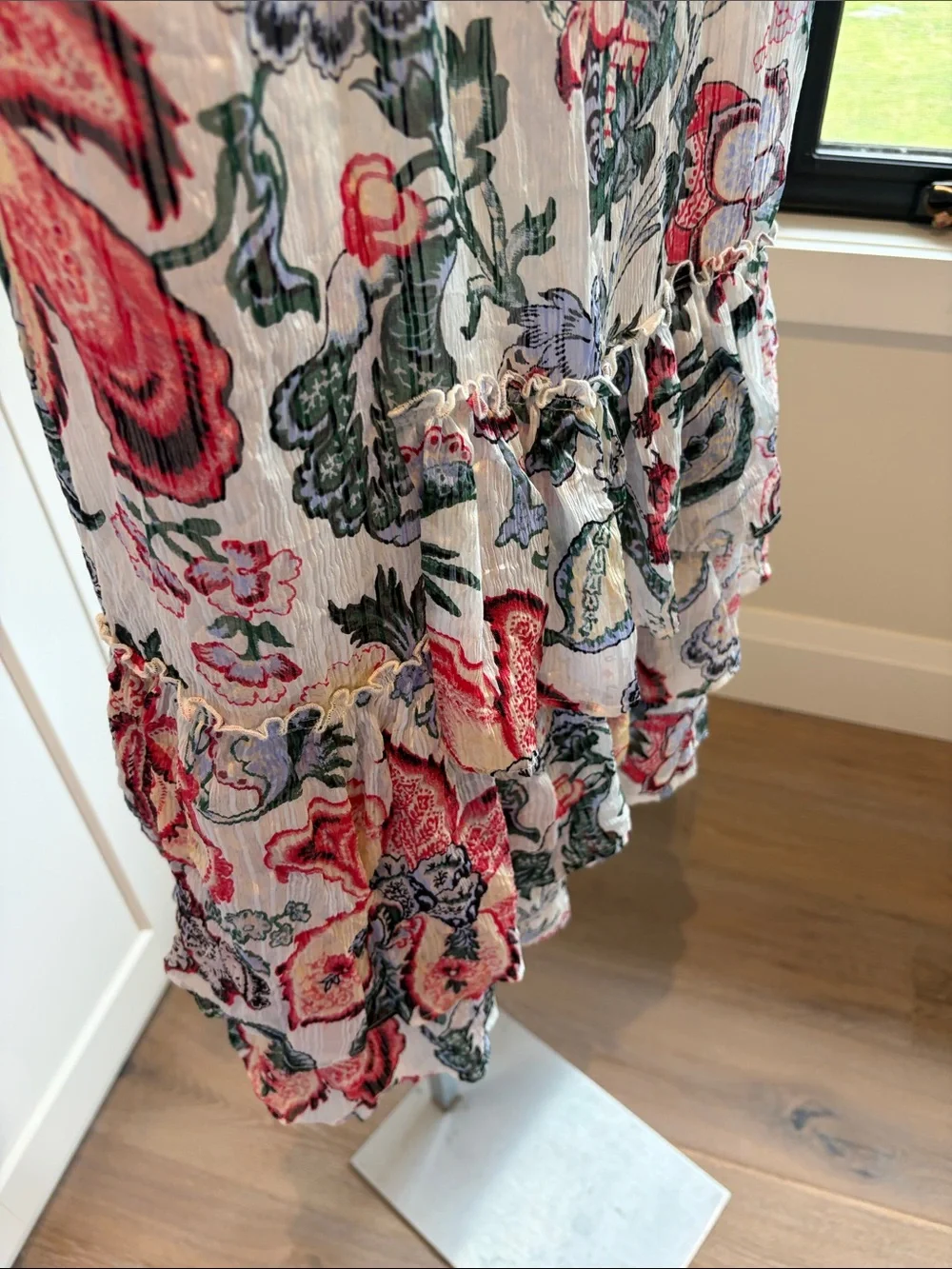 Club Monaco 100% Silk Janou Dress - Picture 7 of 8